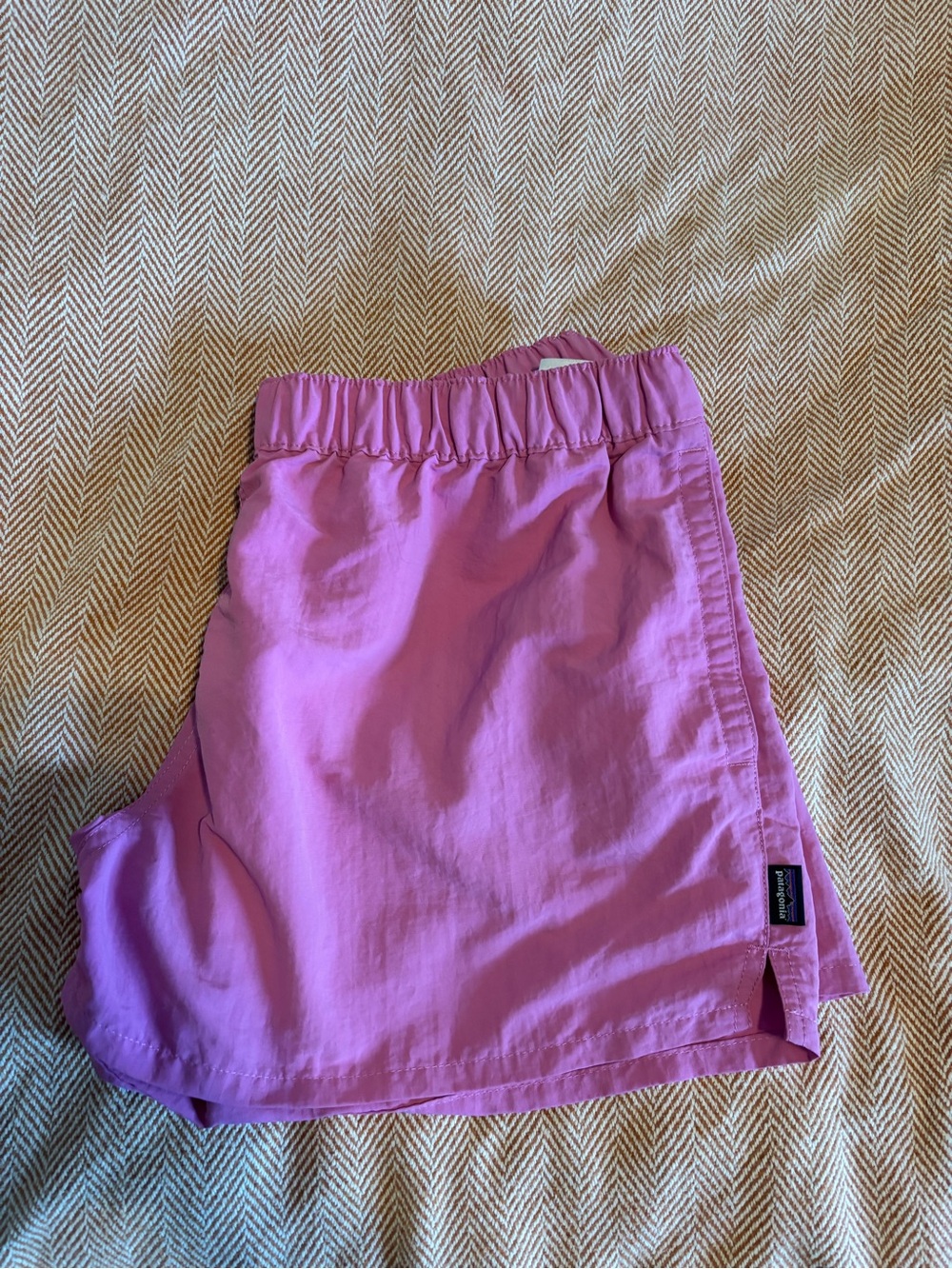 Patagonia Women's Bright Pink Elastic-Waist Short